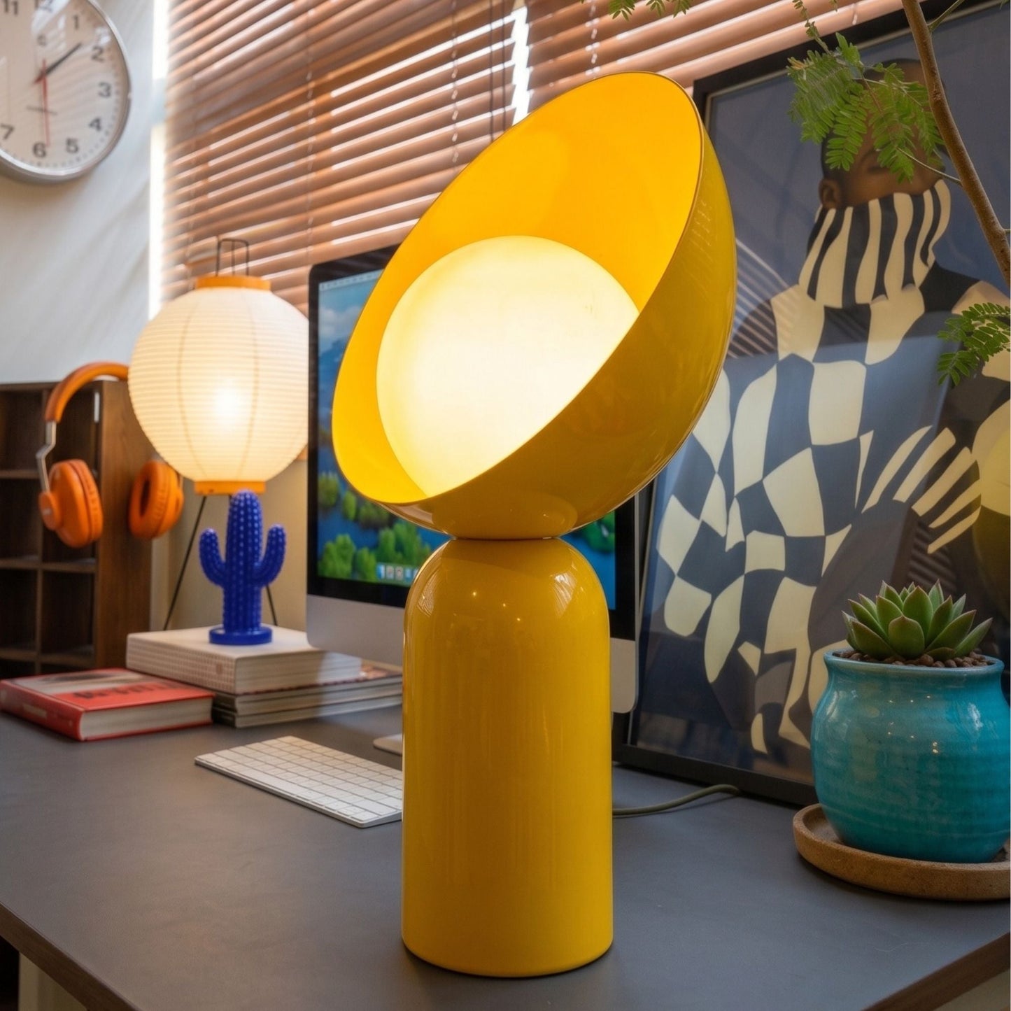 Comet Table Lamp- Yellow